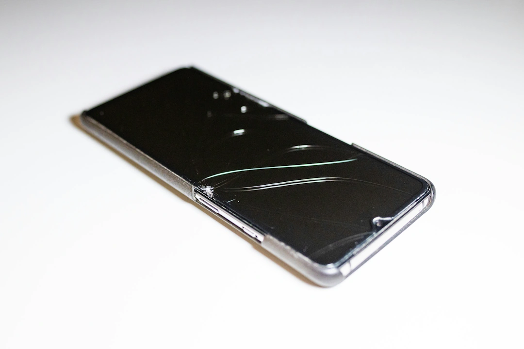 telephone-screen-repair-cracked-android-phone-screen-lizard-cases-llc telephone-screen-repair-cracked-android-phone-screen-lizard-cases-llc